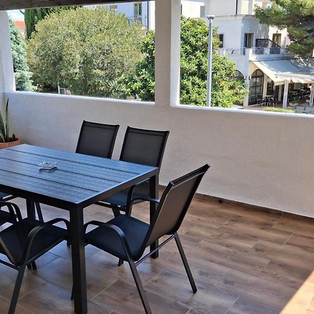Apartmani Juricev Vodice Exteriör bild