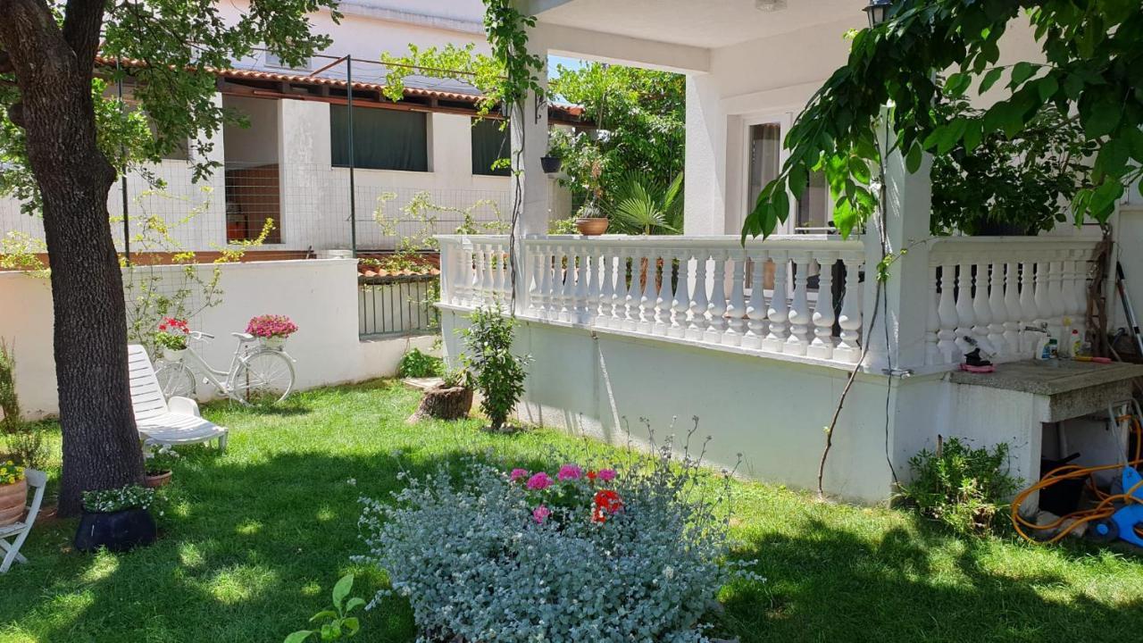 Apartmani Juricev Vodice Exteriör bild
